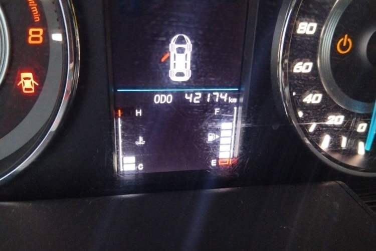 Used Soueast A5 Wing Dance 2019 1.5L Manual Luxury Version China V Standard Odometer Close Up