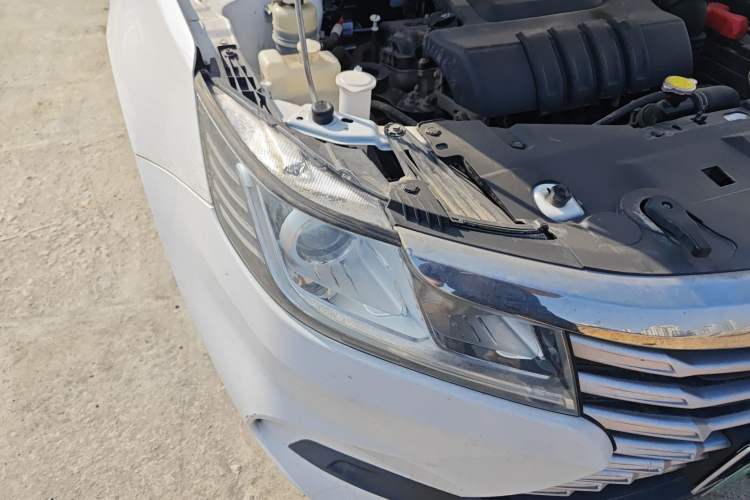 Used Soueast A5 Wing Dance 2019 1.5L Manual Luxury Edition China V Standard Right Front Headlight