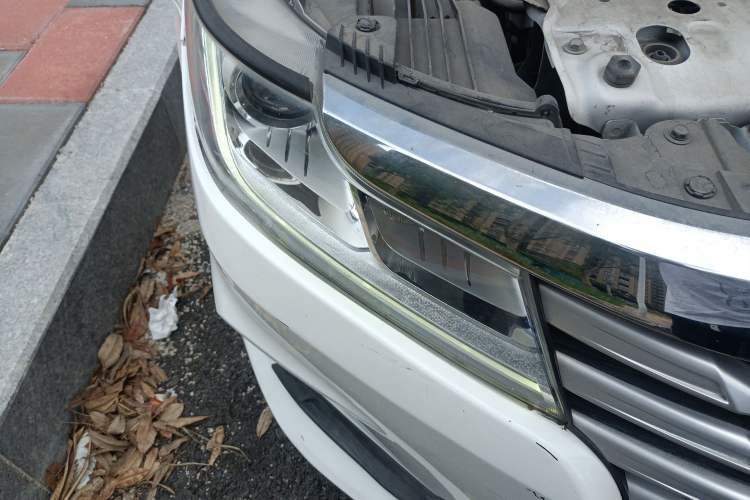 Used Soueast A5 Wing Dance 2019 1.5L CVT Wing豪 Edition China VI Standard Right Front Headlight