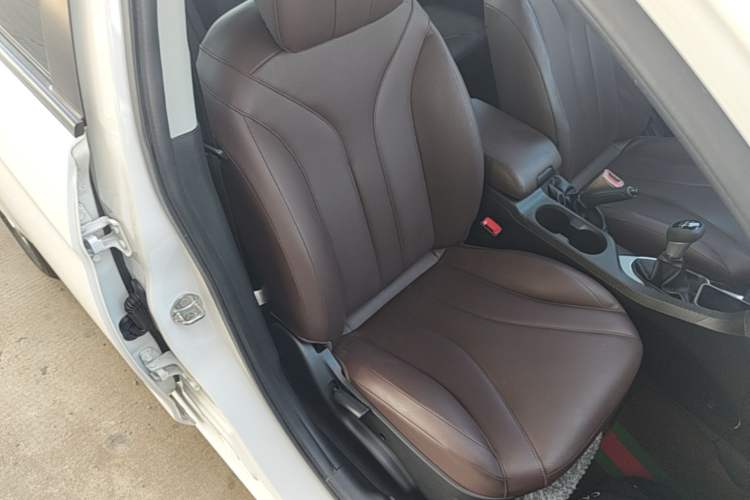Used Soueast A5 Wing Dance 2019 1.5L Manual Eado Supreme Edition China VI Right Front Seat