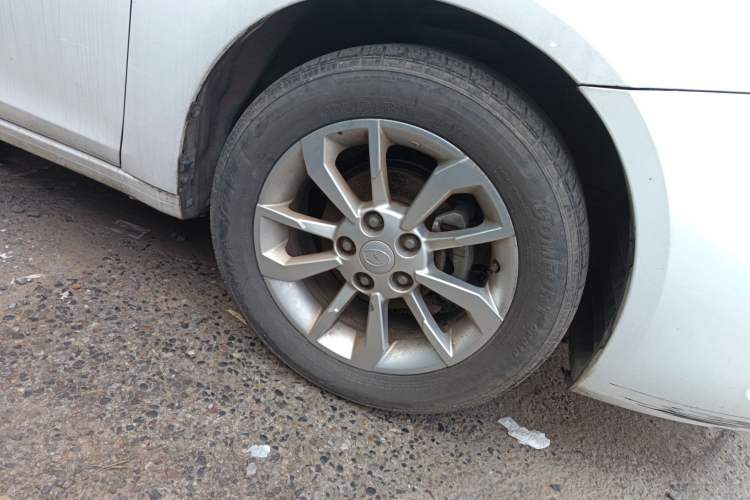 Used Soueast A5 Wing Dance 2019 1.5L Manual Luxury Version China V Standard Right Front Wheel Hub