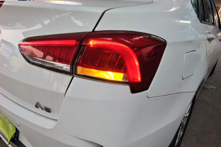 Used Soueast A5 Wing Dance 2019 1.5L Manual Eado Supreme Edition China VI Right Rear Taillight
