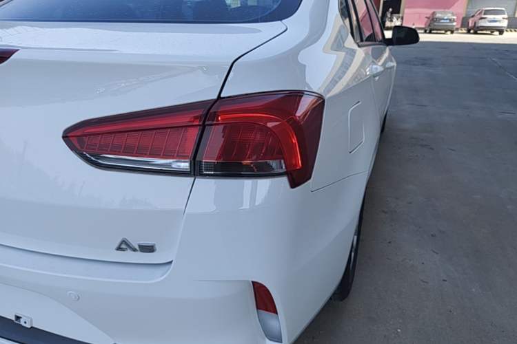 Used Soueast A5 Wing Dance 2019 1.5L Manual Eado Supreme Edition China VI Right Rear Taillight