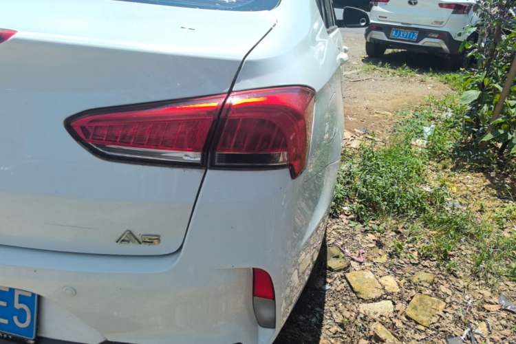 Used Soueast A5 Wing Dance 2019 1.5L Manual Flagship Version China V Standard Right Rear Taillight