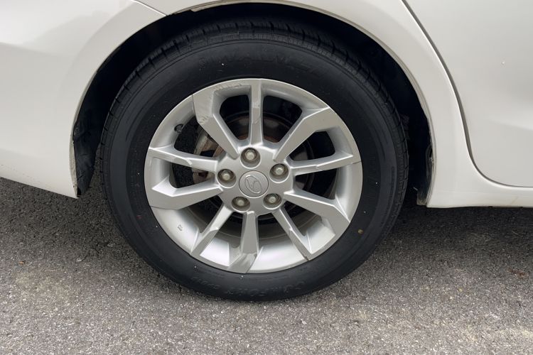 Used Soueast A5 Wing Dance 2019 1.5L Manual Luxury Version China V Standard Right Rear Wheel Hub