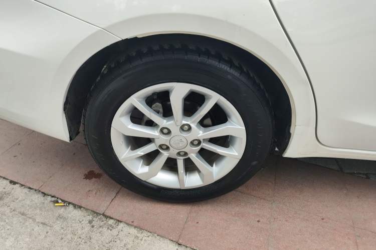 Used Soueast A5 Wing Dance 2019 1.5L Manual Luxury Edition China V Standard Right Rear Wheel Hub
