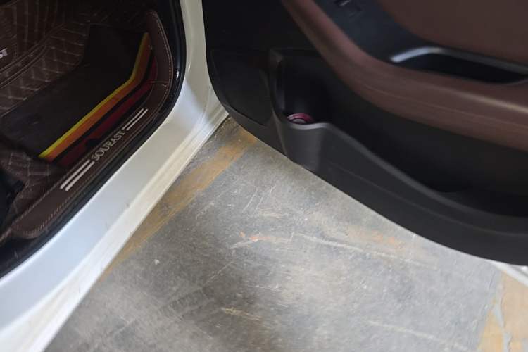 Used Soueast A5 Wing Dance 2019 1.5L CVT Wing豪 Edition China VI Standard Right Side Sill