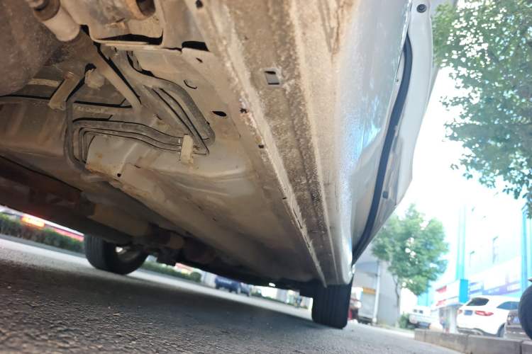 Used Soueast A5 Wing Dance 2019 1.5L Manual Eado Supreme Edition China VI Right Side Sill