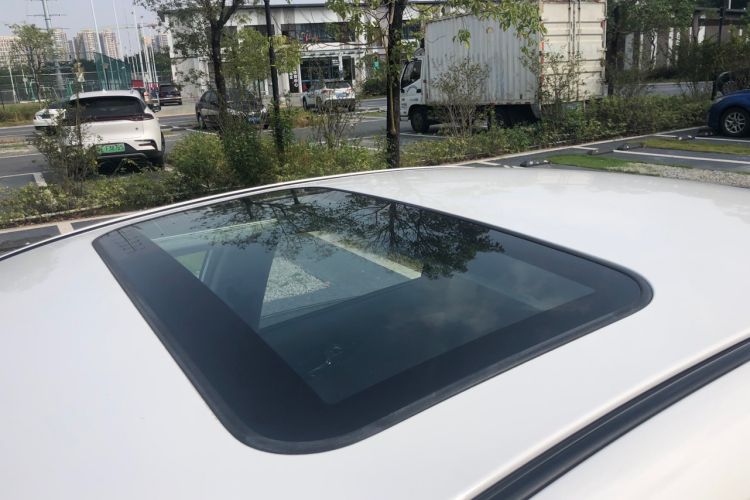 Used Soueast A5 Wing Dance 2019 1.5L CVT Wing Platinum Edition China VI Roof
