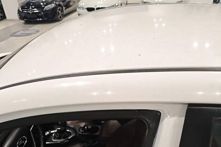 Used Soueast A5 Wing Dance 2019 1.5L Manual Luxury Version China V Standard Roof