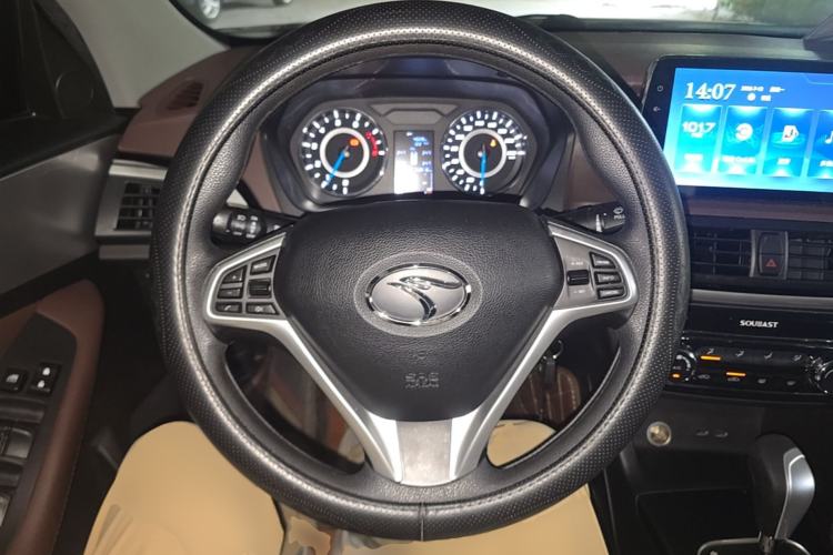 Used Soueast A5 Wing Dance 2019 1.5L CVT Wing豪 Edition China VI Standard Steering Wheel