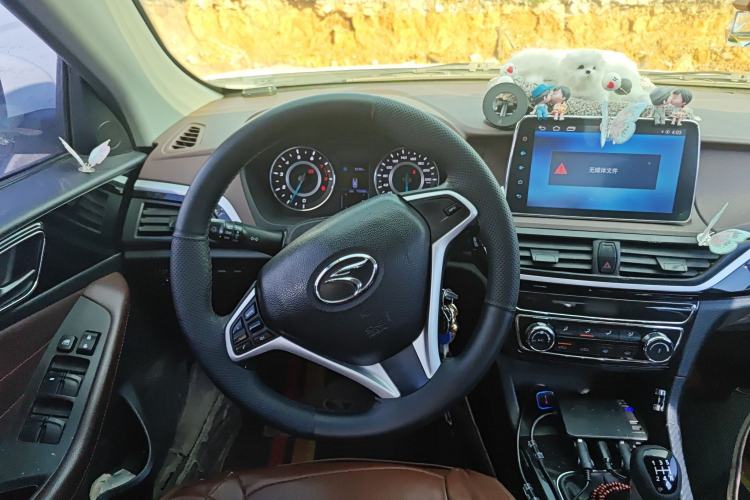 Used Soueast A5 Wing Dance 2019 1.5L Manual Luxury Edition China V Standard Steering Wheel