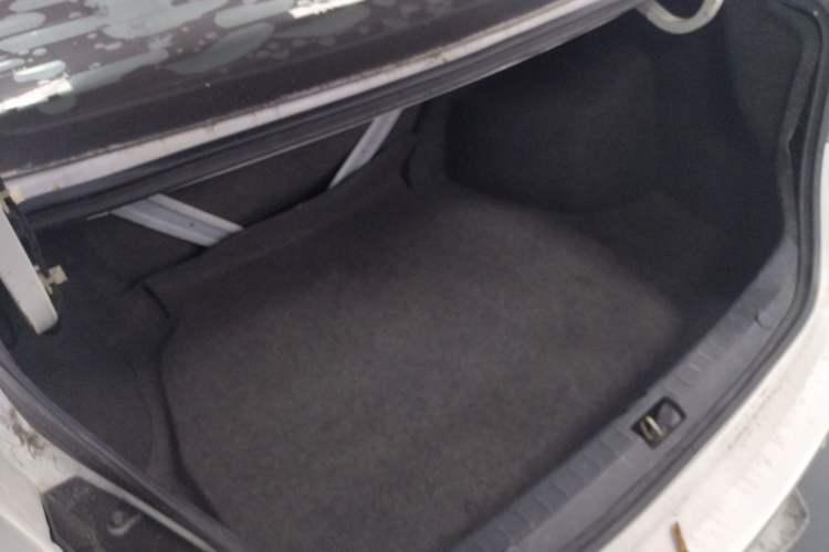 Used Soueast A5 Wing Dance 2019 1.5L Manual Yishang Version China VI Trunk
