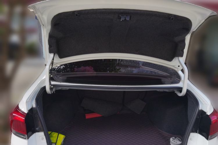 Used Soueast A5 Wing Dance 2019 1.5L CVT Wingzun Edition China VI compliant Trunk