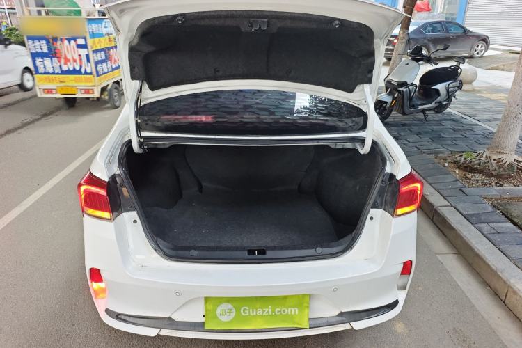 Used Soueast A5 Wing Dance 2019 1.5L Manual Eado Supreme Edition China VI Trunk