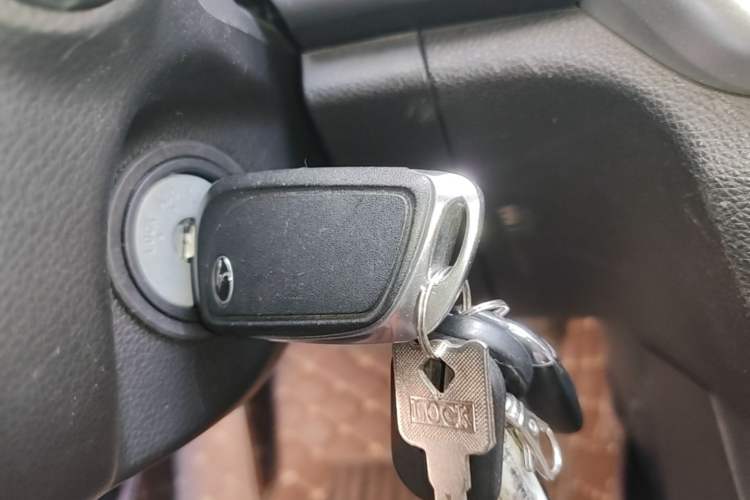 Used Soueast A5 Wing Dance 2019 1.5L CVT Wingzun Edition China VI compliant Vehicle Key