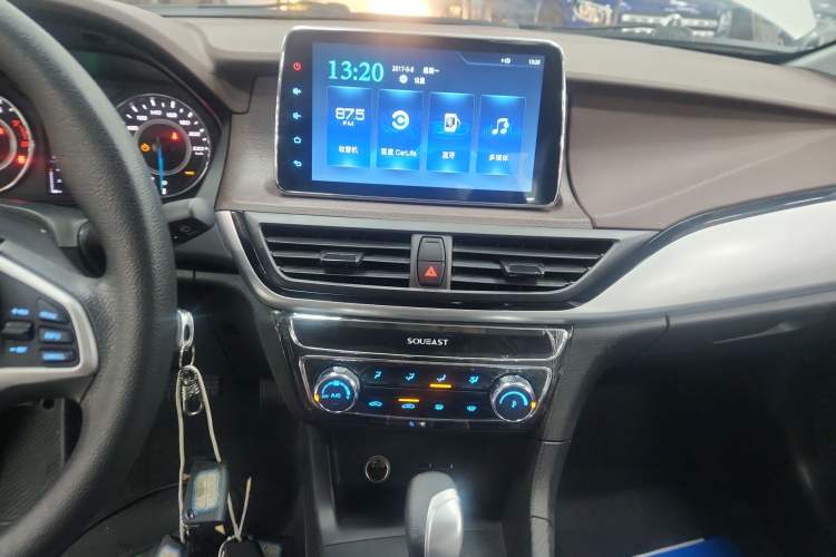 Used Soueast A5 Wing Dance 2022 1.5L CVT Wing Drill Model Audio And AC Panel