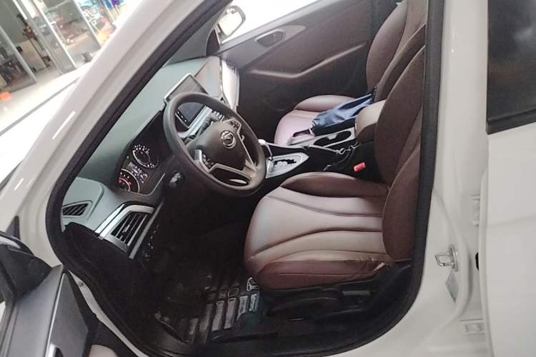 Used Soueast A5 Wing Dance 2022 1.5L CVT Wing豪 Edition Driver Seat