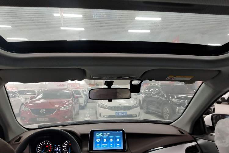 Used Soueast A5 Wing Dance 2022 1.5L CVT Wing Drill Model Headliner