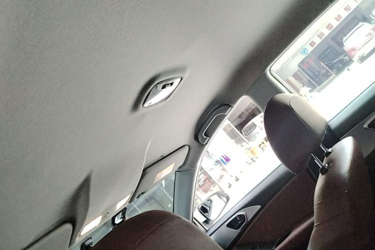 Used Soueast A5 Wing Dance 2022 1.5L CVT Wing豪 Edition Headliner