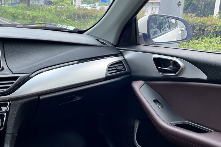 Used Soueast A5 Wing Dance 2022 1.5L CVT Wing豪 Edition Interior 3