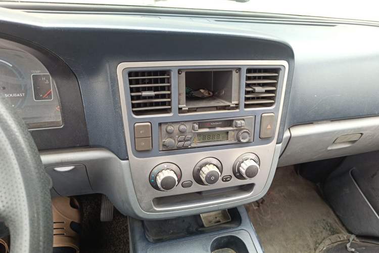 Used Soueast Delica 2008 2.0L Economy Version Audio And AC Panel