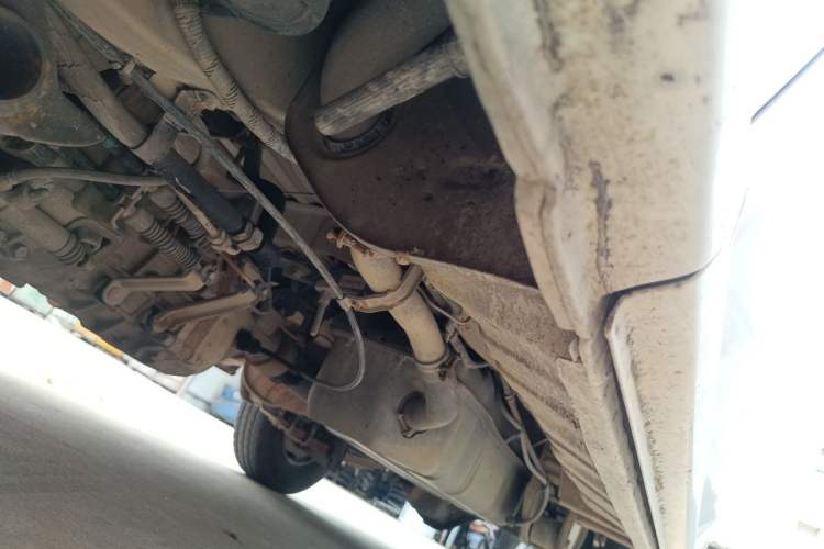 Used Soueast Delica 2008 2.0L Economy Version Chassis Front Left
