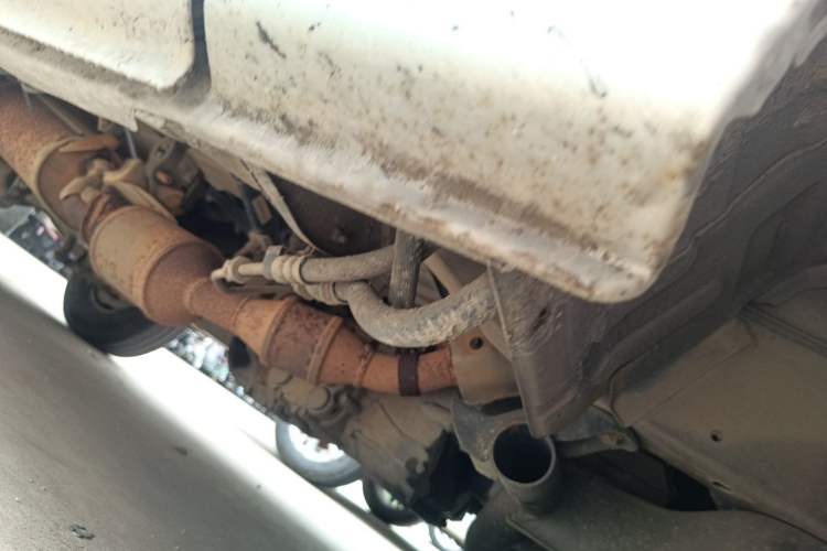 Used Soueast Delica 2008 2.0L Economy Version Chassis Front Right