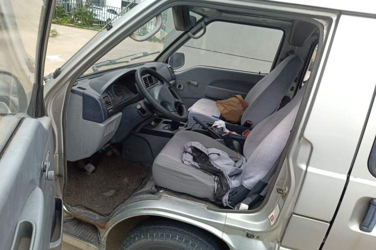 Used Soueast Delica 2008 2.0L Economy Version Driver Seat