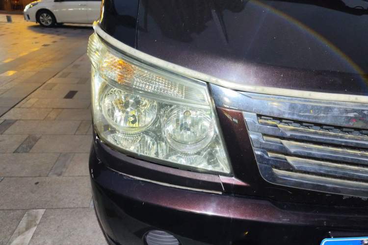 Used Soueast Delica 2008 2.0L Classic Edition Right Front Headlight