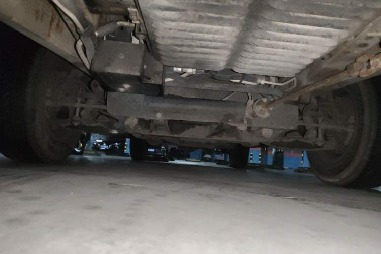 Used Soueast Delica 2008 2.0L Economy Version Chassis Front