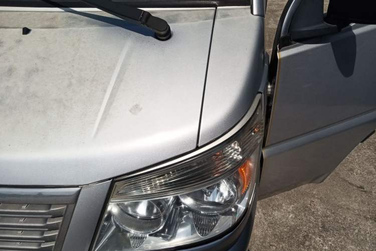 Used Soueast Delica 2008 2.0L Fashion Edition Engine Bay Left