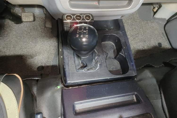Used Soueast Delica 2008 2.0L Economy Version Gear Lever