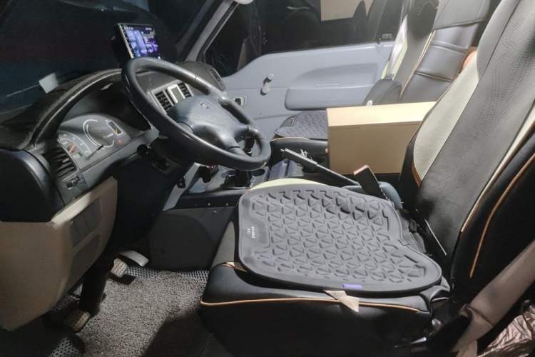 Used Soueast Delica 2008 2.0L Economy Version Left Front Seat