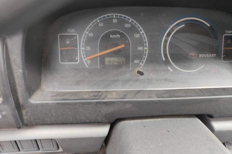 Used Soueast Delica 2008 2.0L Classic Edition Odometer Close Up
