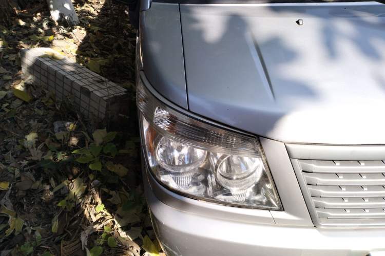 Used Soueast Delica 2008 2.0L New Entrepreneurial Pioneer - Practical Edition Right Front Headlight