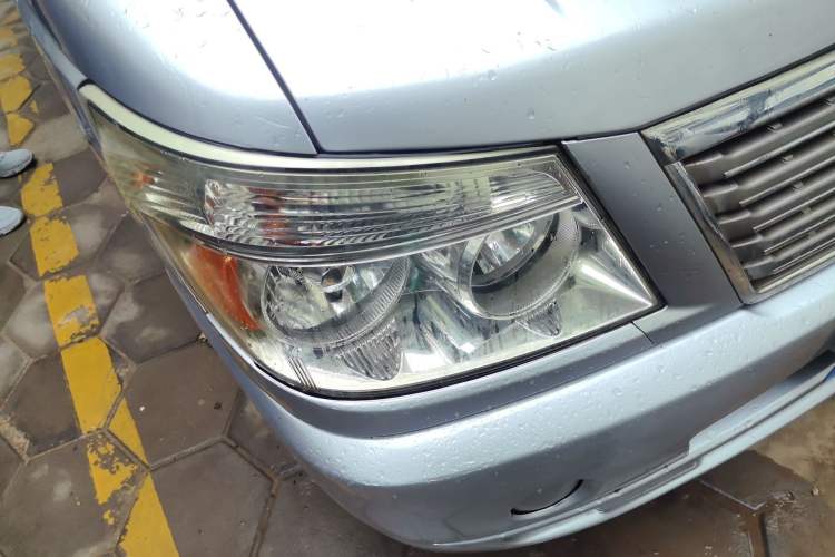 Used Soueast Delica 2008 2.0L Classic Edition Right Front Headlight