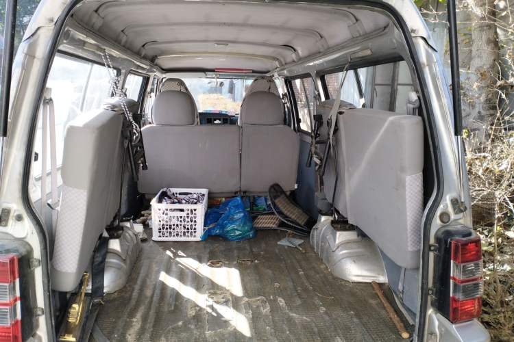 Used Soueast Delica 2008 2.0L New Entrepreneurial Pioneer - Practical Edition Trunk