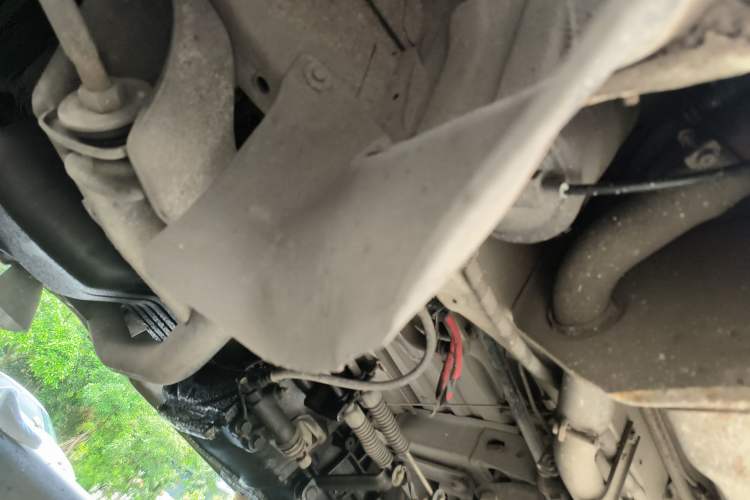 Used Soueast Delica 2008 2.0L Luxury Version Chassis Front Left