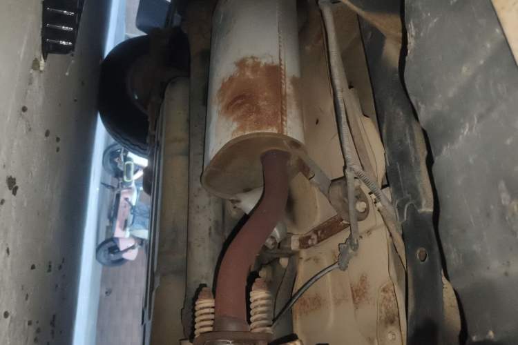 Used Soueast Delica 2008 2.0L Economy Version Chassis Rear Right