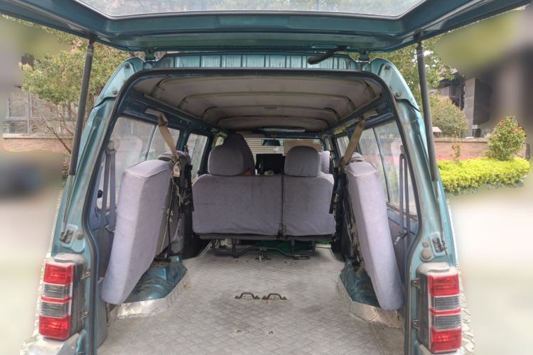 Used Soueast Delica 2014 2.0L New Entrepreneur Pioneer Practical Edition Trunk
