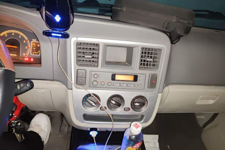 Used Soueast Delica 2014 2.0L Classic Edition Audio And AC Panel