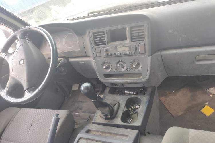 Used Soueast Delica 2014 2.0L Economy Version Audio And AC Panel