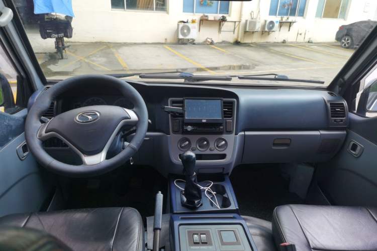 Used Soueast Delica 2014 2.0L Fashion Edition Center Console