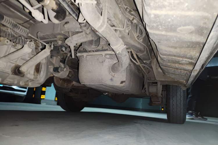 Used Soueast Delica 2014 2.0L Classic Edition Chassis Front Left