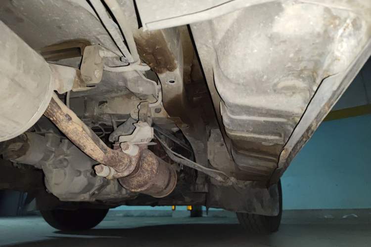 Used Soueast Delica 2014 2.0L Classic Edition Chassis Rear Right