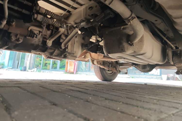 Used Soueast Delica 2014 2.0L Economy Version Chassis Rear Right