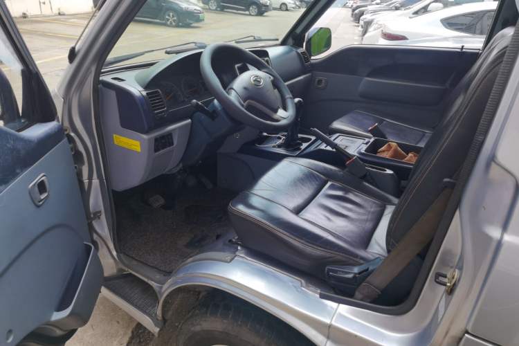 Used Soueast Delica 2014 2.0L Fashion Edition Driver Seat