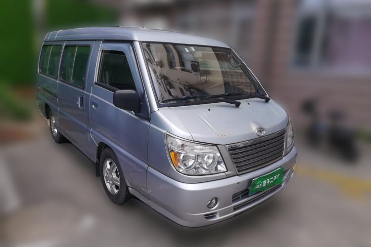 Used Soueast Delica 2014 2.0L Fashion Edition Front Right 45 Deg