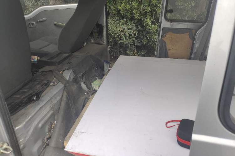 Used Soueast Delica 2014 2.0L Economy Version Left Rear Seat